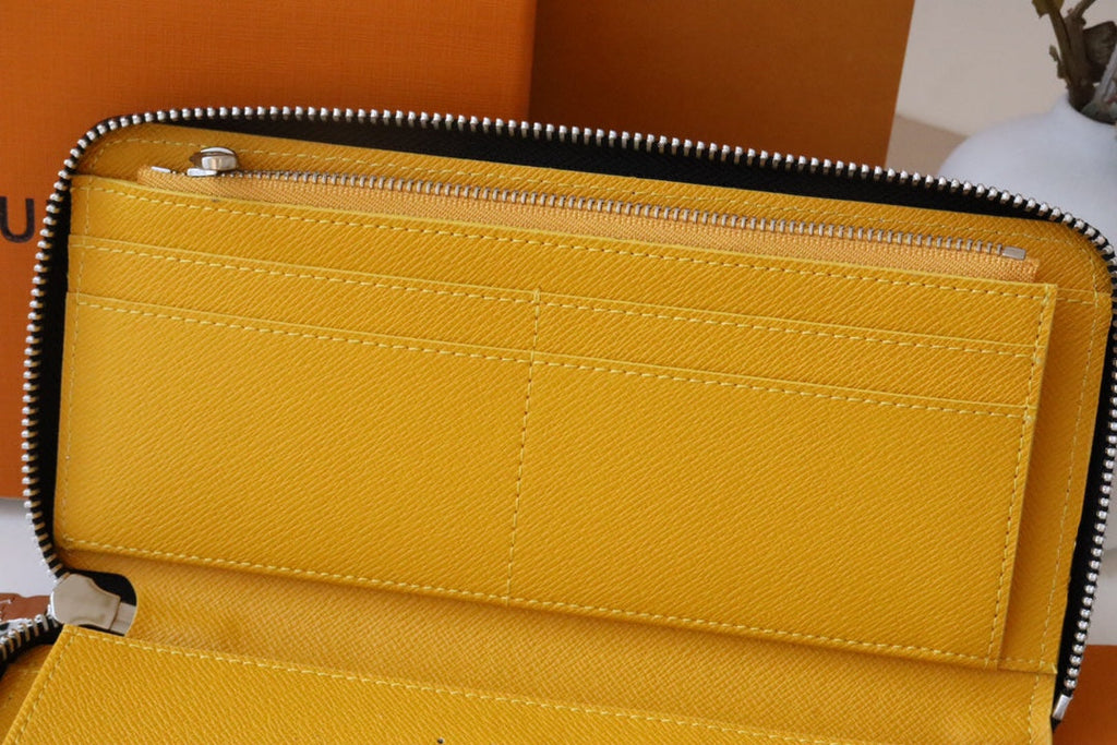 ZIPPY WALLET 20 BLACK CANVAS