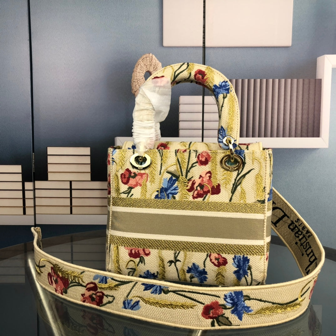 ミディアム レディ D-LITE 24 イエロー マルチカラー ペイズリー 刺繍