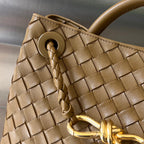 BV スモール アンダモ 25cm ブラウン ラムスキン