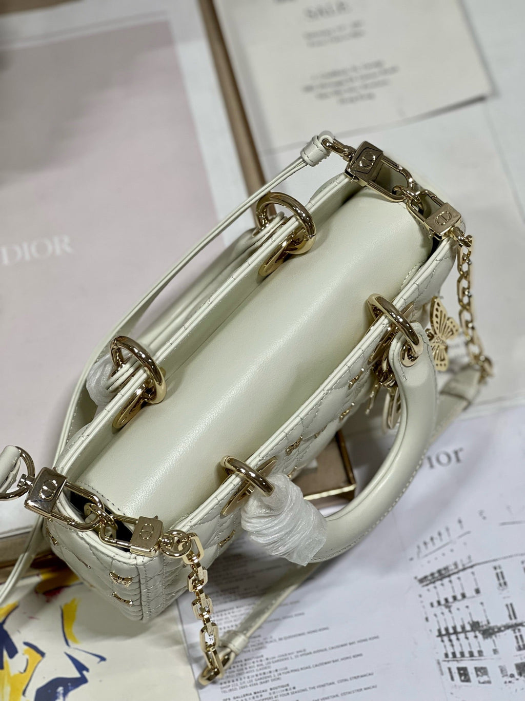 スモール レディ D-JOY 22 バタフライ スタッド ホワイト ラムスキン