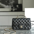 ミニ レクタングル フラップバッグ トップハンドル 20cm ブラック ラムスキン シルバー金具