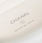 CC バニティケース 17 ホワイト ラムスキン シルバー金具