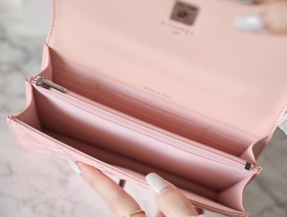 CC WOC 18.5 ピンク ラムスキン シルバーハードウェア