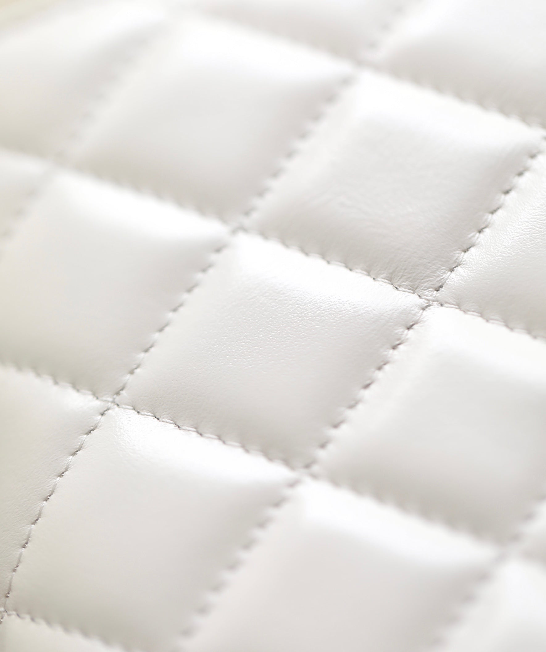 CC WOC 19 ホワイトラムスキン シルバーハードウェア