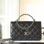 CC WOC 19 ブラック ラムスキン シルバーハードウェア