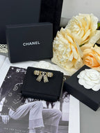 [⭐JeweliWhal]25K Hollow Bow Brooch