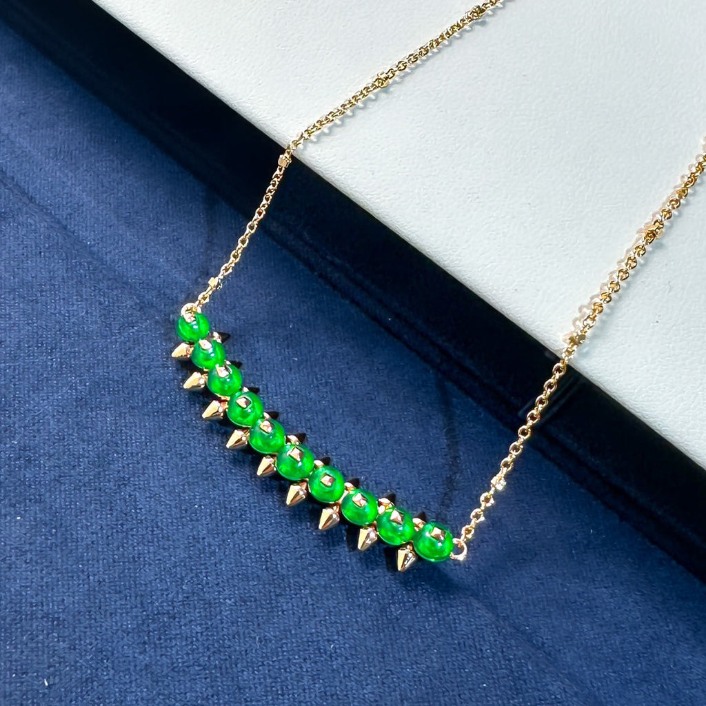 [⭐JeweliWhal]New Arrival: Green Bead Rivet Necklace