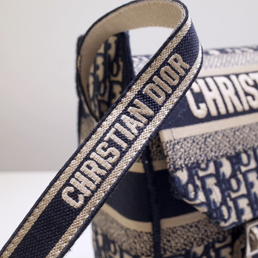 キャンプ ダブルバックルバッグ 28インチ ネイビーブルー モノグラム オブリーク ジャカード