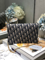 チェーン付きCDサドルポーチ ブルー オブジェ刺繍