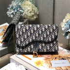 チェーン付きCDサドルポーチ ブルー オブジェ刺繍