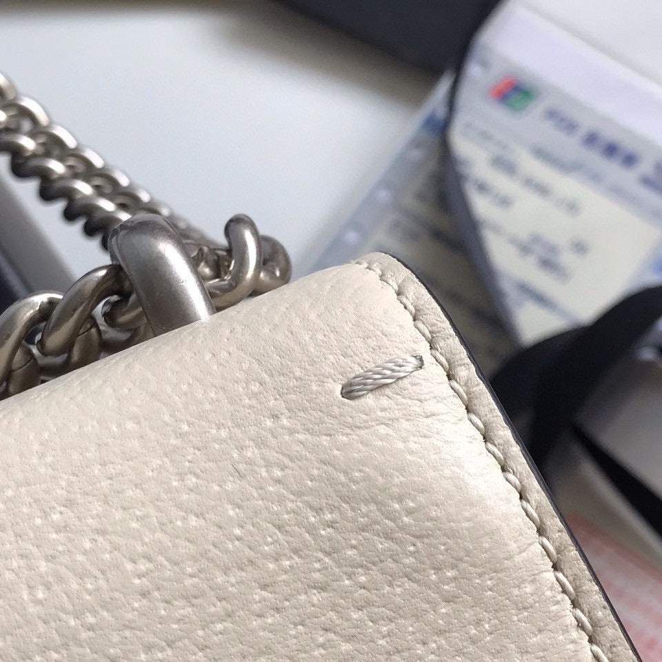 ディオニュソス ショルダーバッグ 20インチ ホワイトカーフスキン シルバー金具