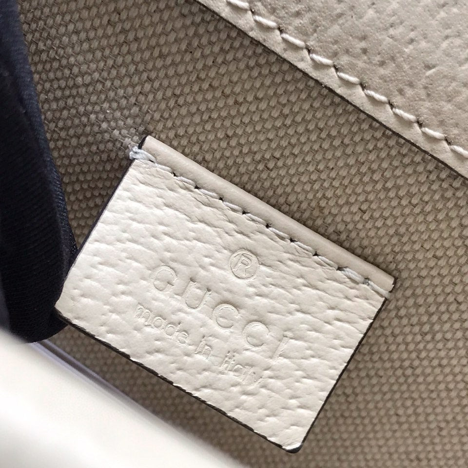 ディオニュソス ショルダーバッグ 20インチ ホワイトカーフスキン シルバー金具