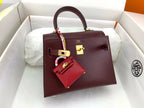 ケリー ミニ 20 バッグ（ワインレッド スムースカーフスキン、ゴールド金具付き、オーダーメイド）