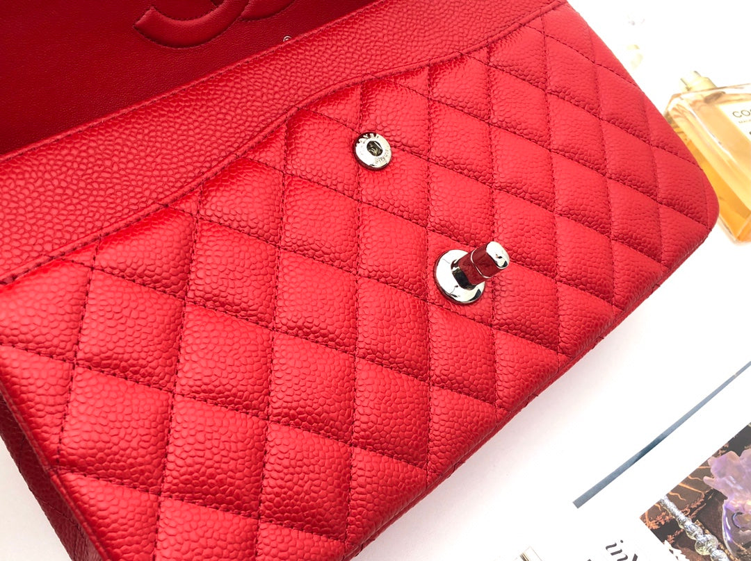 フラップバッグ ミディアム 25cm レッドキャビア シルバー金具