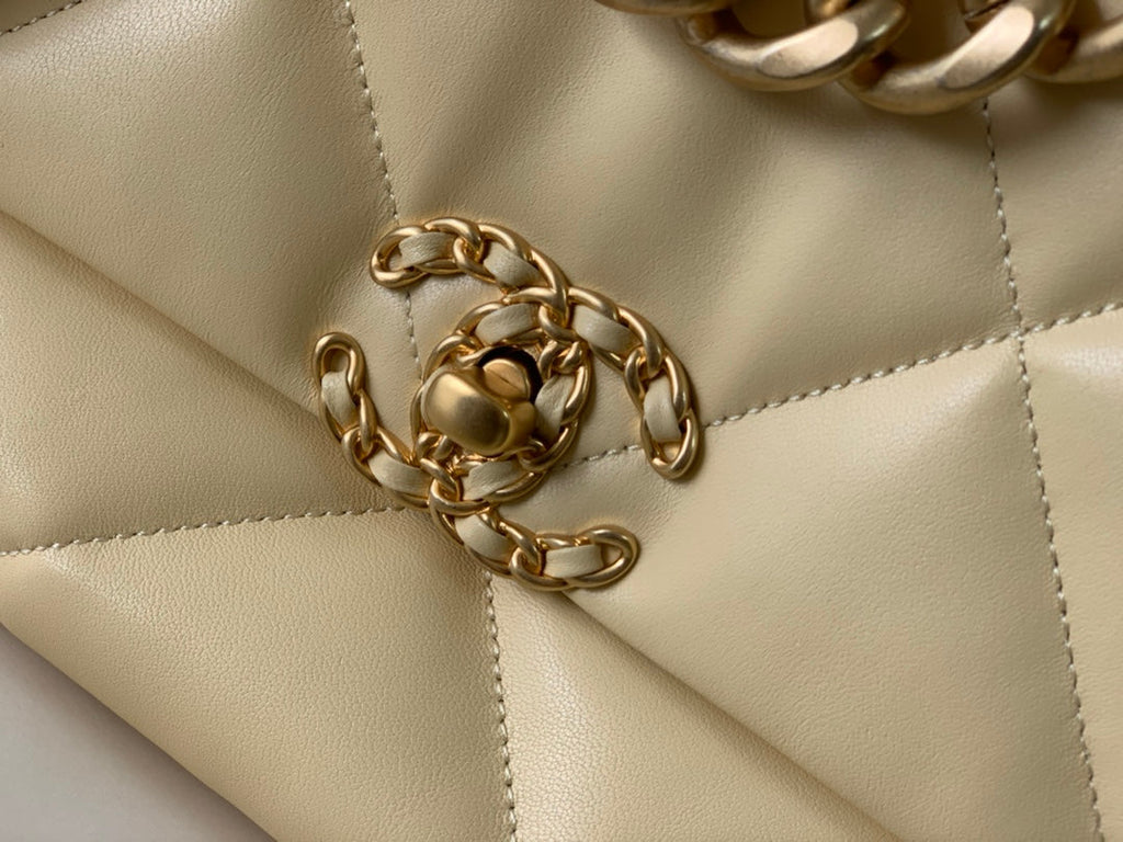 19 フラップバッグ 30 ライトイエロー ゴートスキン