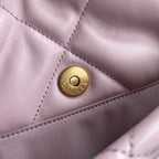 CC 26 ライトピンクカーフスキン製スモールバッグ