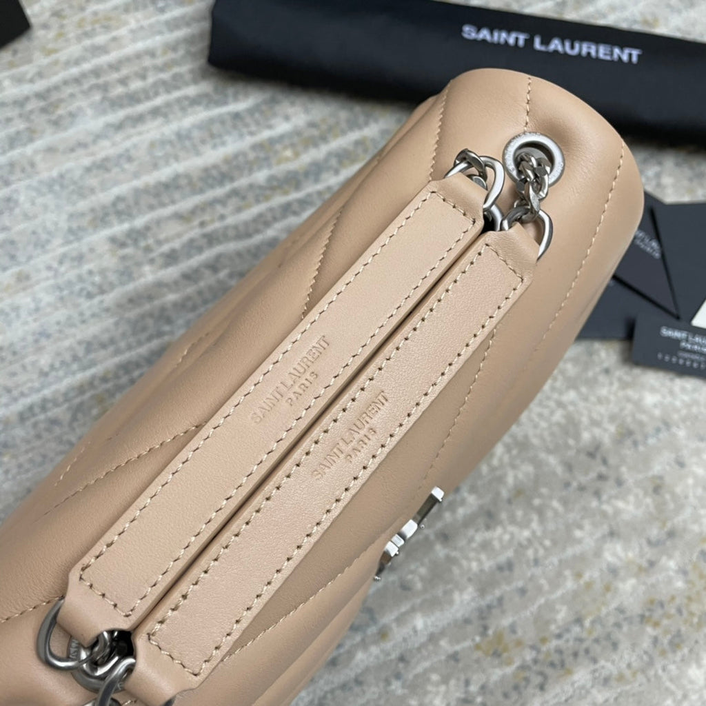 ルル スモール 25インチ ベージュ ラムスキン シルバー金具