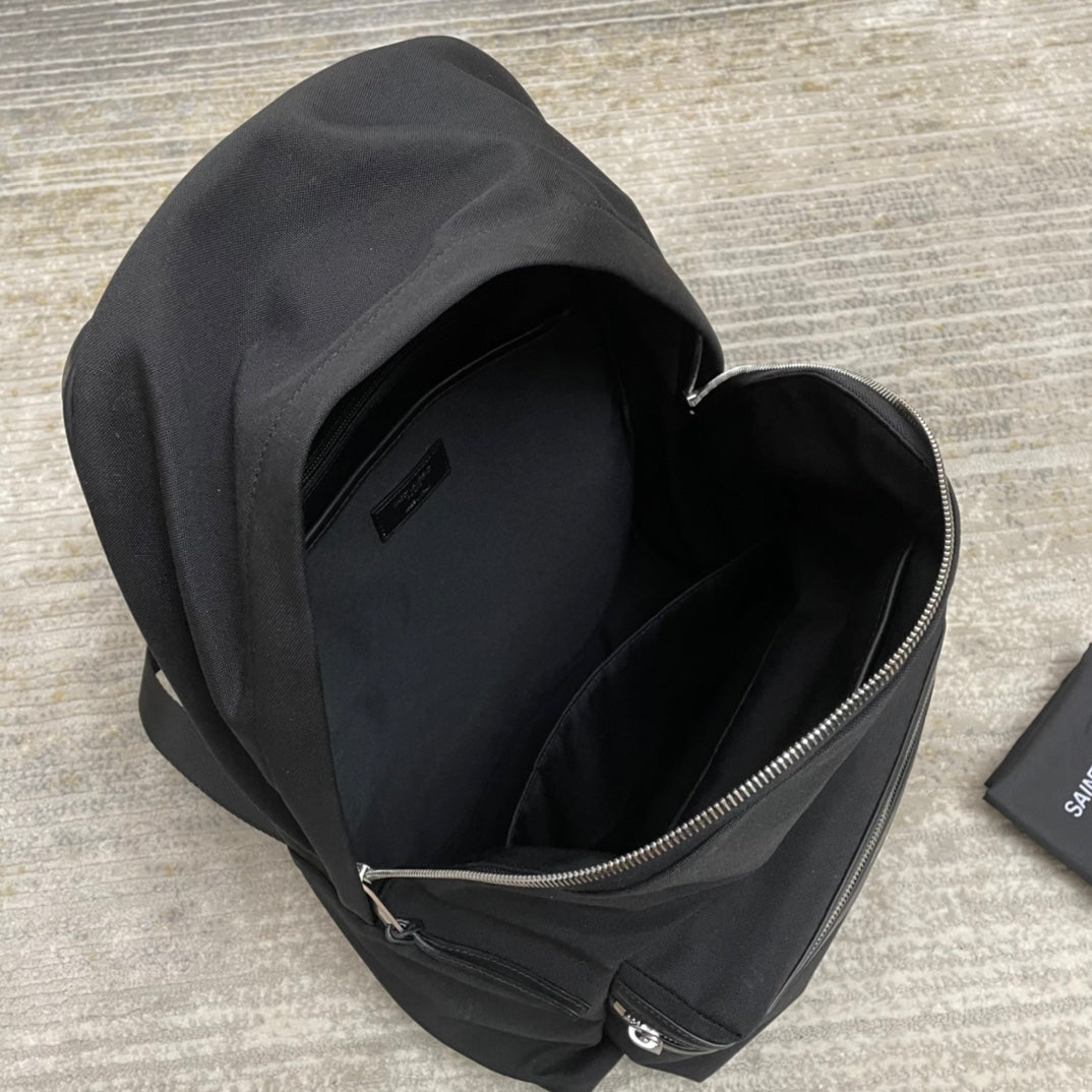 シティバックパック 41（ブラックキャンバス、ナイロン、レザー）