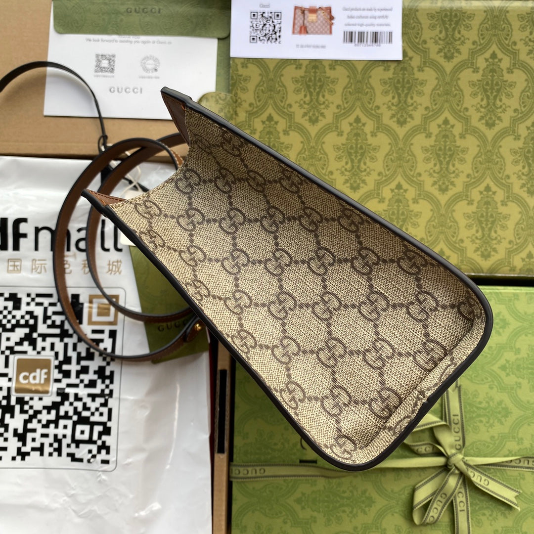 GG パドロック ミディアム 26 ショルダーバッグ ベージュ キャンバス＆ブラウン カーフスキン