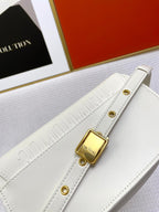 ミニ ボビー イーストウエスト 20 バッグ（ホワイトカーフスキン）