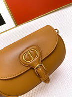 ミニ ボビー イーストウエスト 20 バッグ チョコレートブラウン カーフスキン