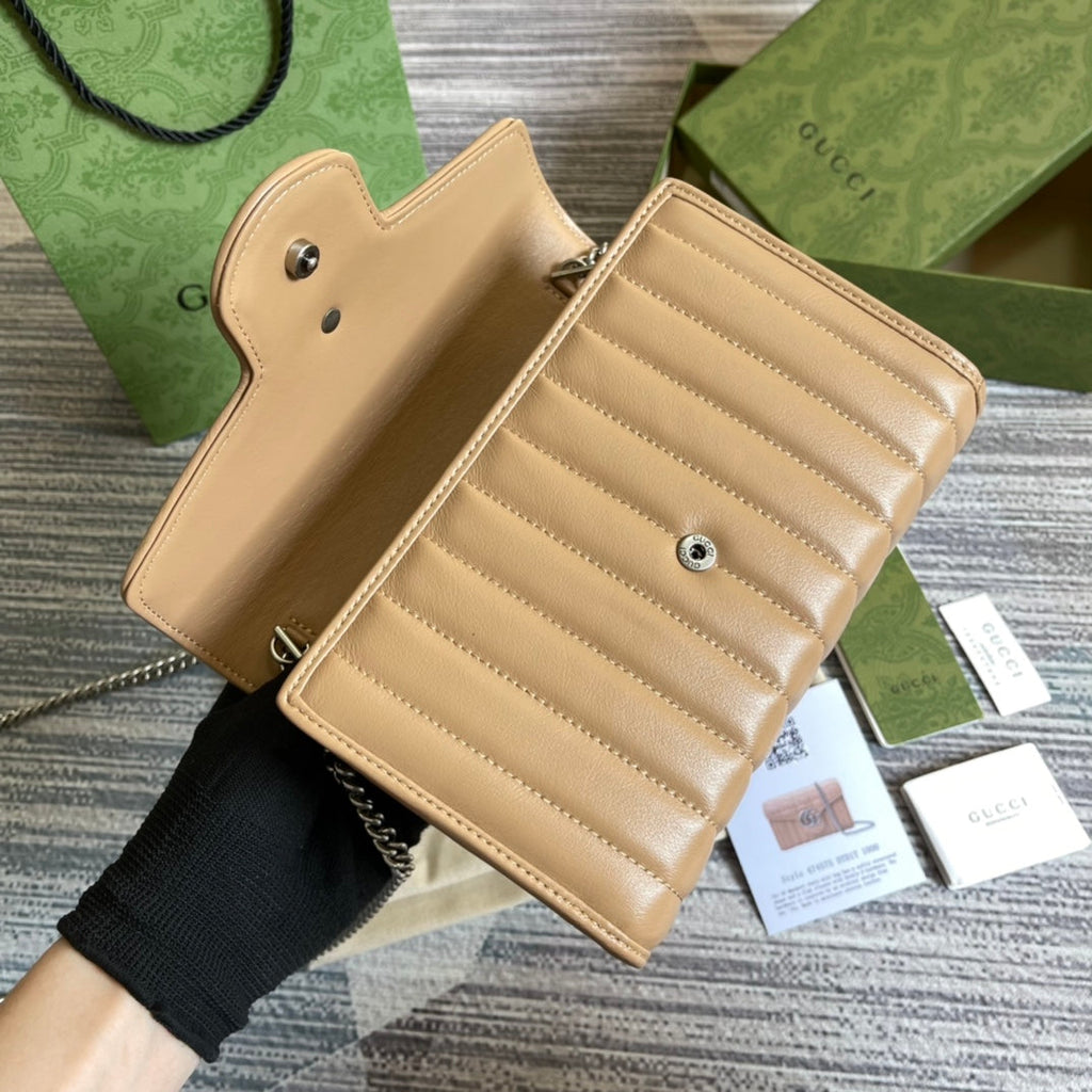 GGマーモント ミニ 20 ショルダーバッグ（キャメルブラウン カーフスキン）