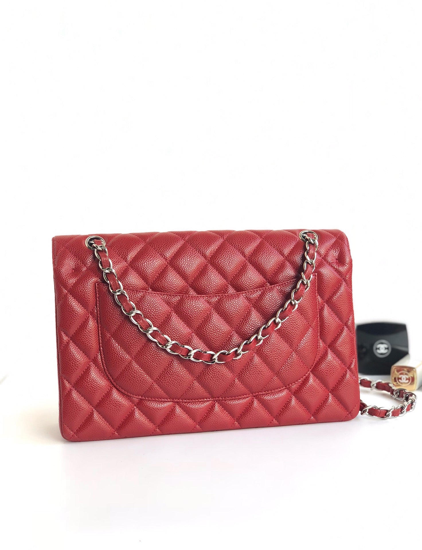 FLAP BAG JUMBO 30CM RED CAVIAR SILVER HARDWARE