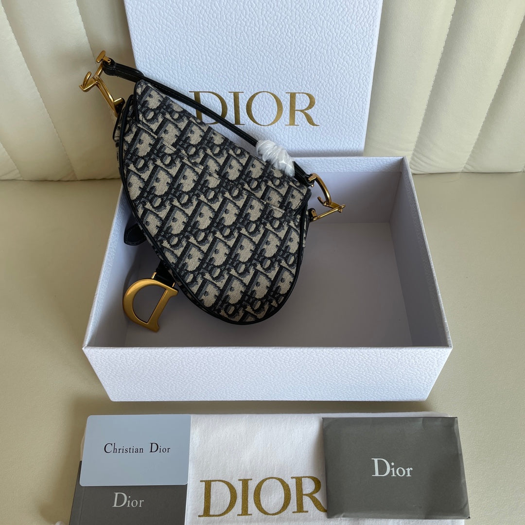 CDサドルバッグストラップ ストラップ付き 19cm ブルー オービック刺繍