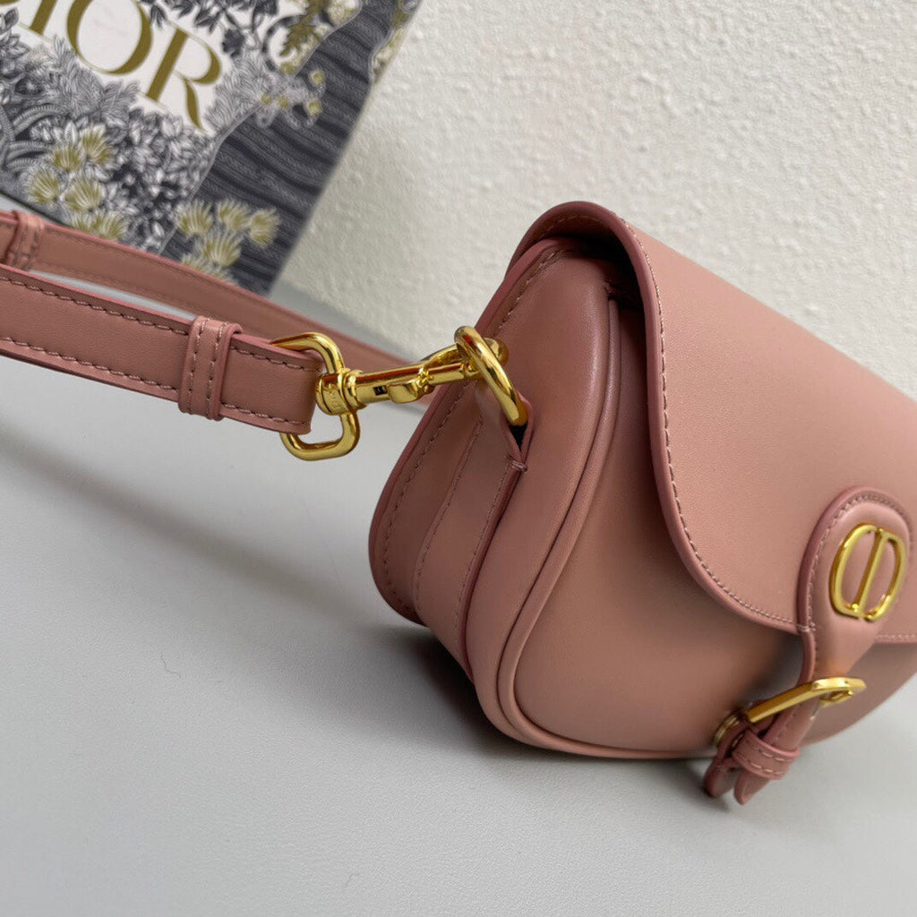 ミニ ボビー イーストウエスト 20 バッグ（ローズピンク カーフスキン）