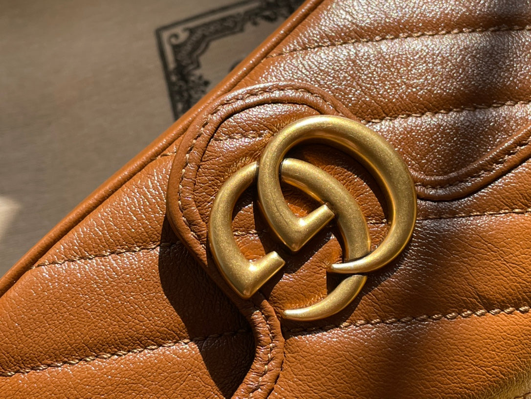 GGマーモント ミニ 16 バッグ シナモンブラウン カーフスキン