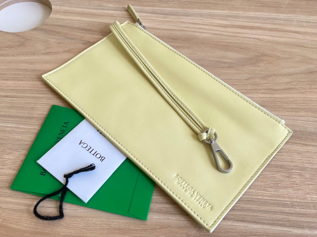 ARCO TOTE 36 IN PALE YELLOW CALFSKIN