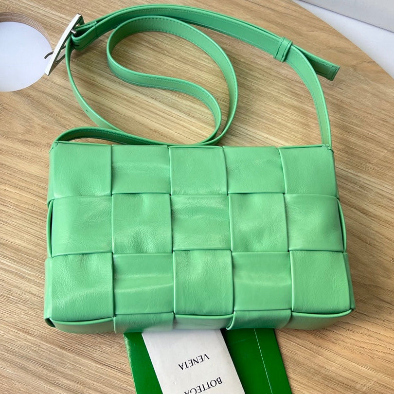 ライトグリーンカーフスキン製スモールカセット23