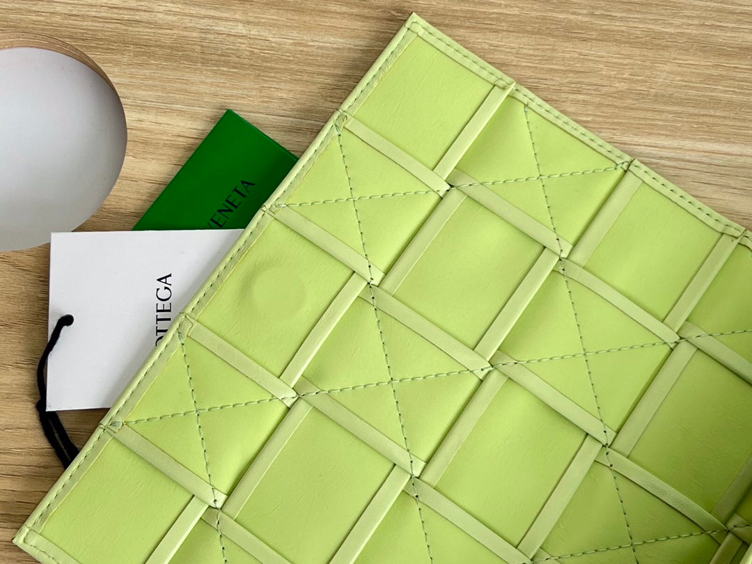 スモールカセット23インチ パイングレードカーフスキン