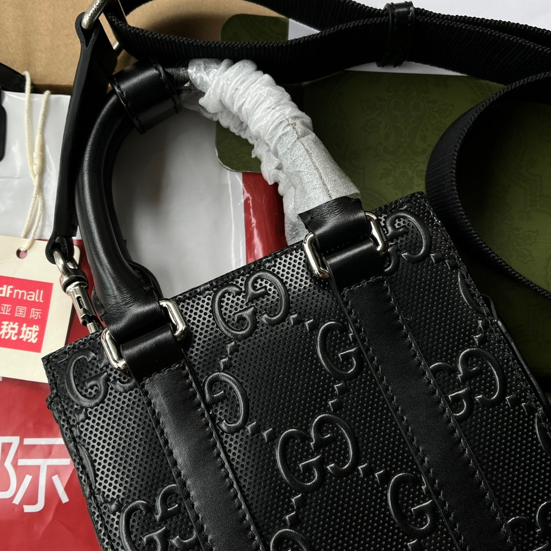 エンボス加工トートバッグ 20 ブラックカーフスキン