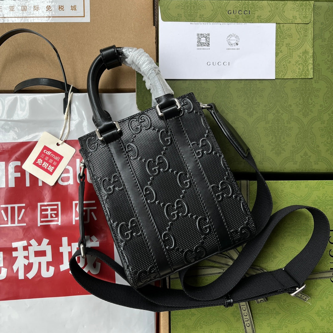 エンボス加工トートバッグ 20 ブラックカーフスキン