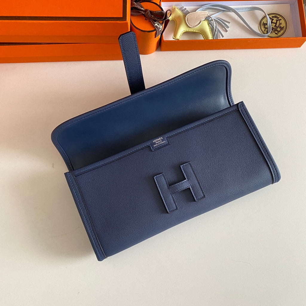 JIGE ELAN 29 CLUTCH IN NAVY BLUE CALFSKIN
