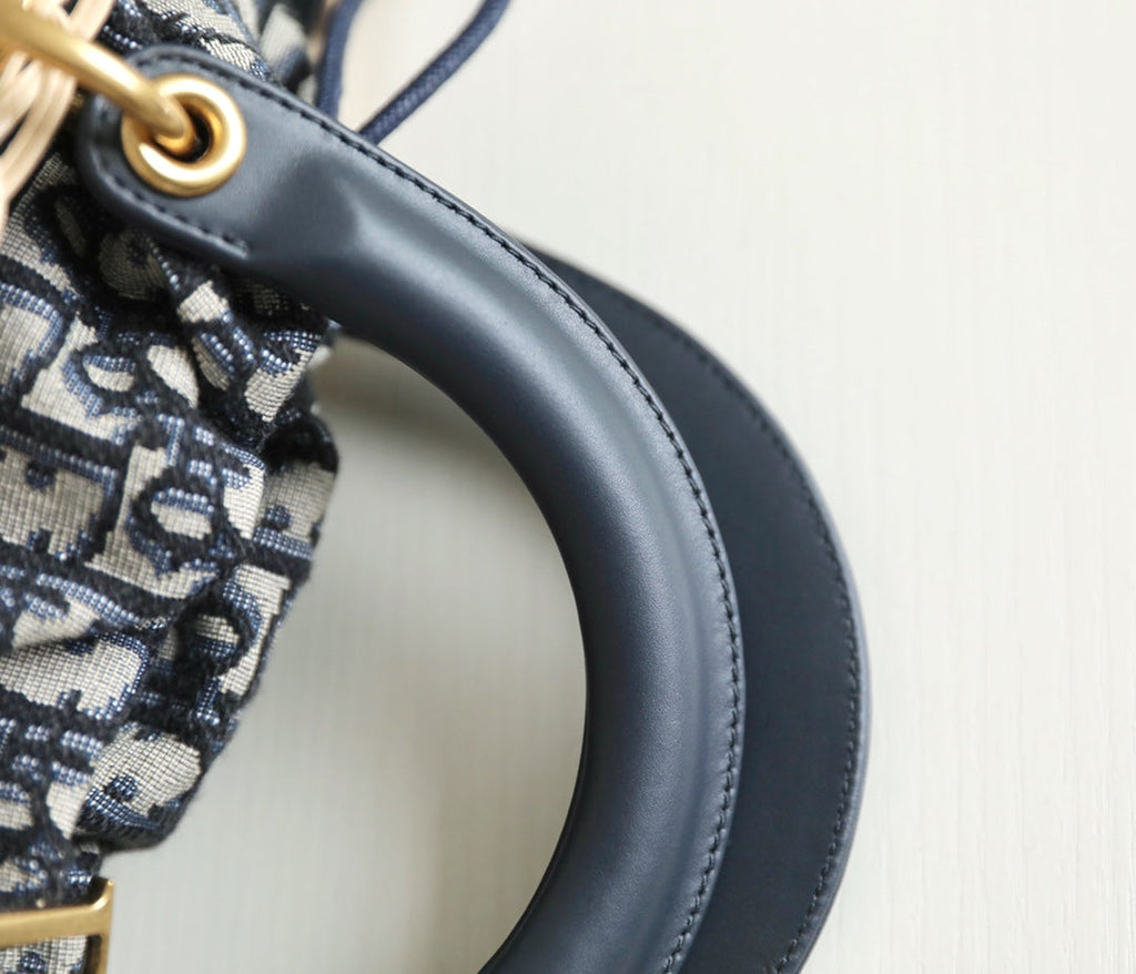 レディ 24 バスケットバッグ（ブラック オブリーク ジャカード ミックス ベージュ ウィッカー）