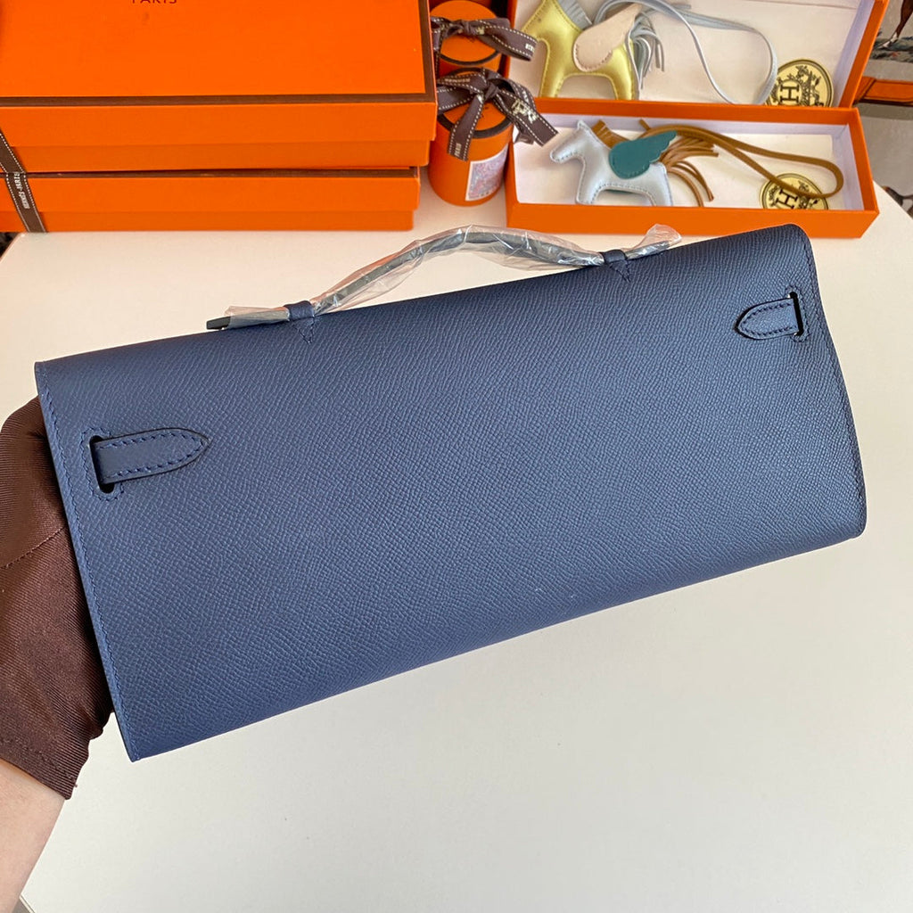 KELLY CUT 31 IN CLASSIC BLUE CALFSKIN WITH GOLD HARDWARE