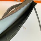 KELLY CUT 31 IN SEAFOAM GREEN CALFSKIN WITH SILVER HARDWARE