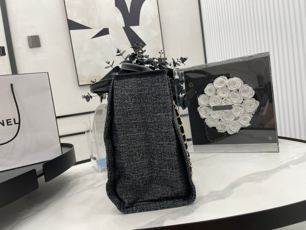 CC DEAUVILLE ラージ 38 トートバッグ（ブラックキャンバス、ゴールド金具）