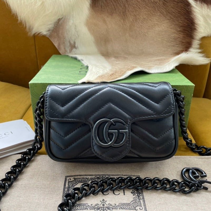 マーモント ミニハンドバッグ 16インチ ブラックカーフスキン