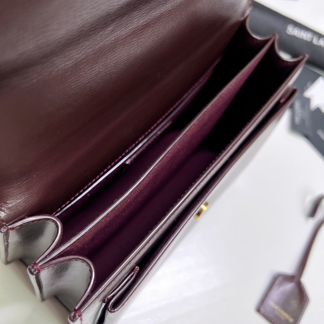 サンセット ミディアム 22インチ マルーンカーフスキン ゴールドハードウェア