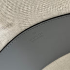 マテラッセ レザー ショルダーバッグ 23インチ グレー エンボスカーフスキン ゴールド金具