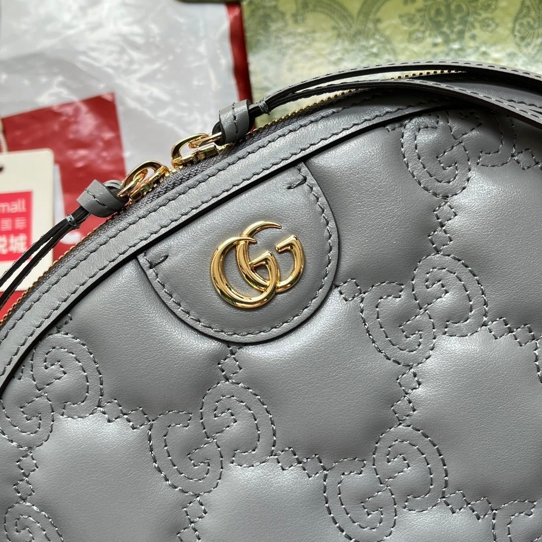 マテラッセ レザー ショルダーバッグ 23インチ グレー エンボスカーフスキン ゴールド金具