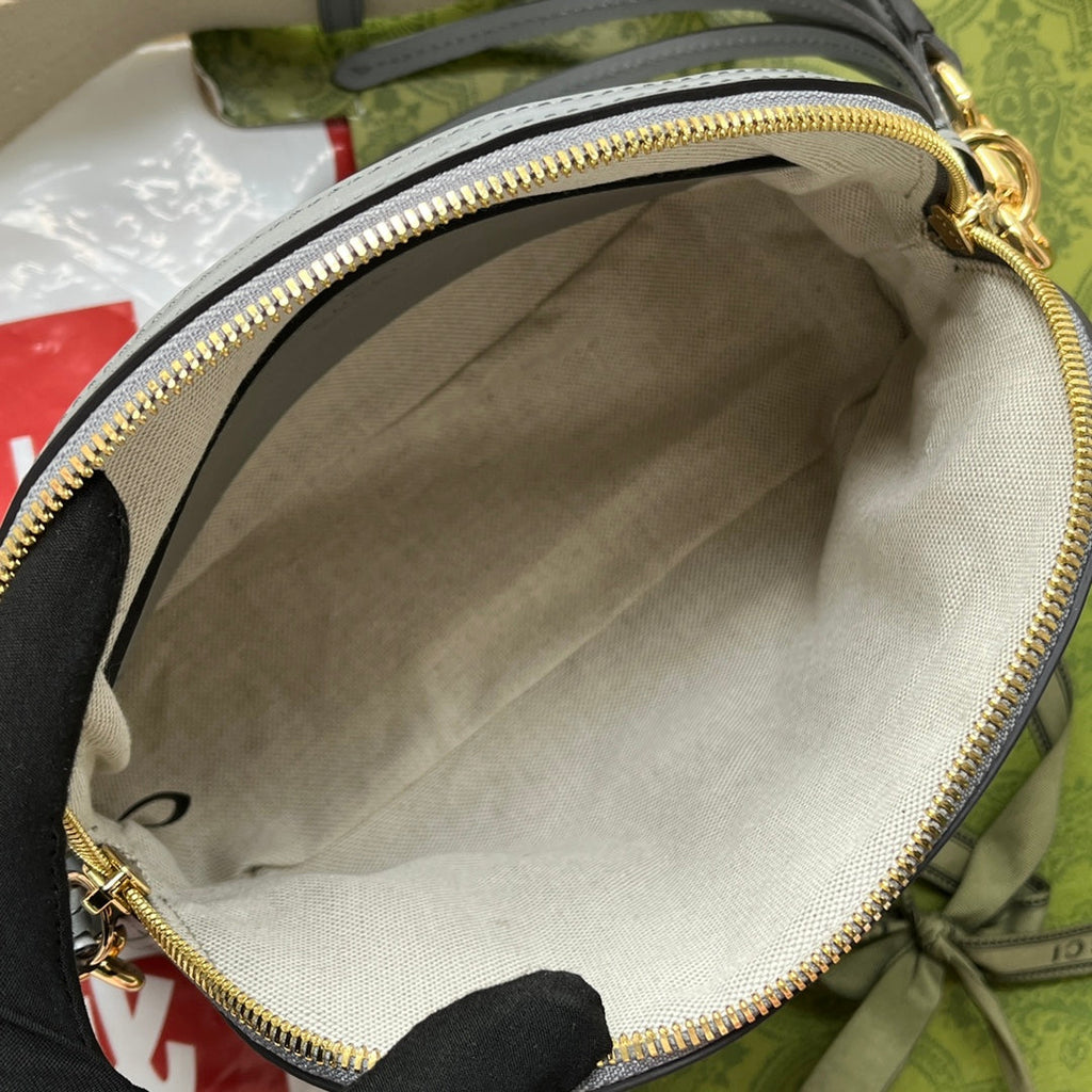 マテラッセ レザー ショルダーバッグ 23インチ グレー エンボスカーフスキン ゴールド金具