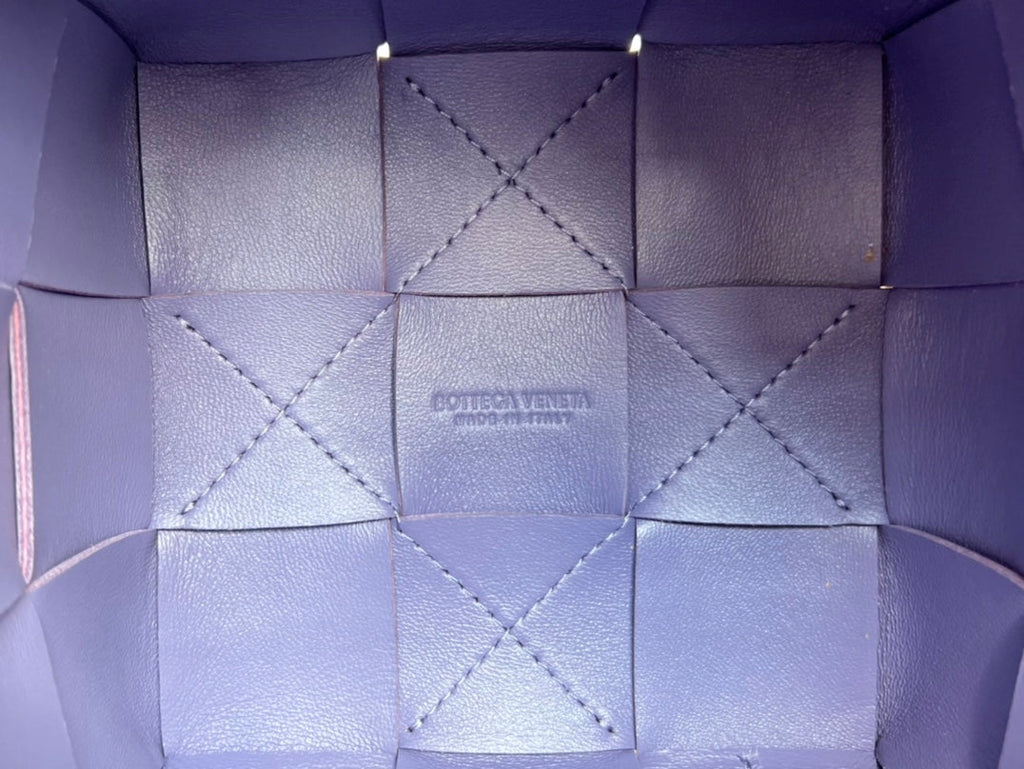 スモールカセットバケット 18インチ ウルトラバイオレットカーフスキン