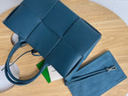 SMALL ARCO TOTE 30 IN AEGEAN BLUE CALFSKIN