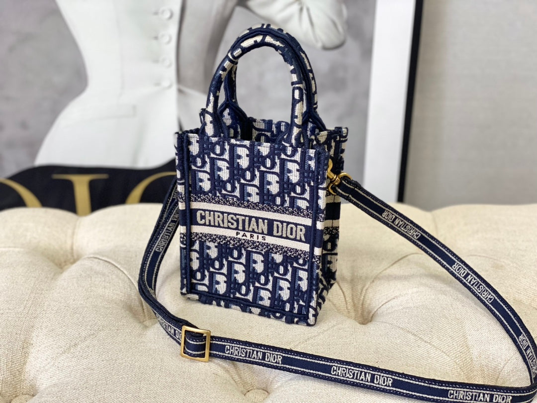 レディ 18 バッグ（ブルー オブリーク ジャカード）