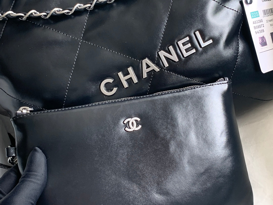 CC ミディアム 37 ハンドバッグ（ブラック、シャイニーカーフスキン、シルバー金具）