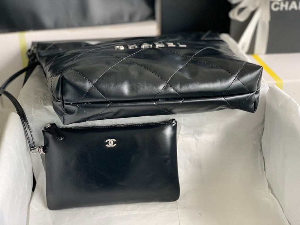 CC ミディアム 37 ハンドバッグ（ブラック、シャイニーカーフスキン、シルバー金具）